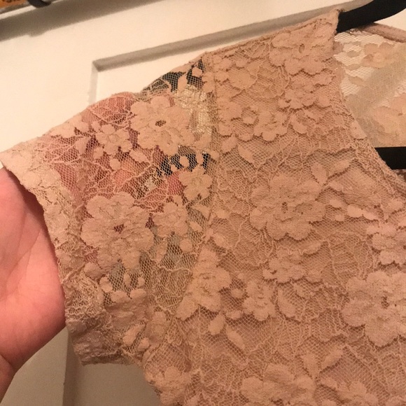 Beige crop top laced - Picture 4 of 6